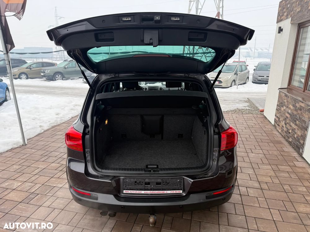 Volkswagen Tiguan - 15