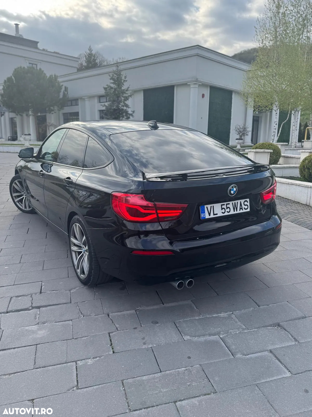BMW Seria 3 320d GT xDrive AT - 2