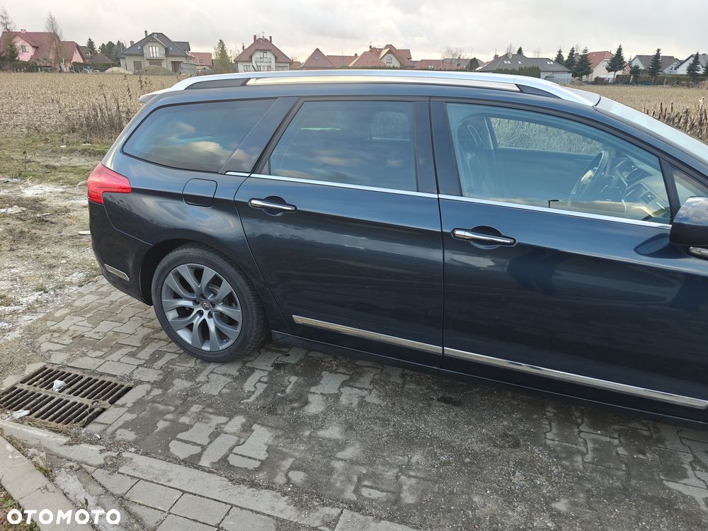 Citroën C5 3.0 HDi V6 Exclusive - 8