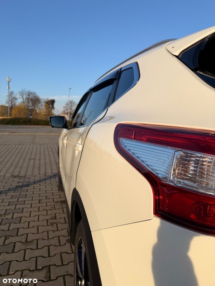 Nissan Qashqai 1.2 DIG-T Tekna EU6 - 31