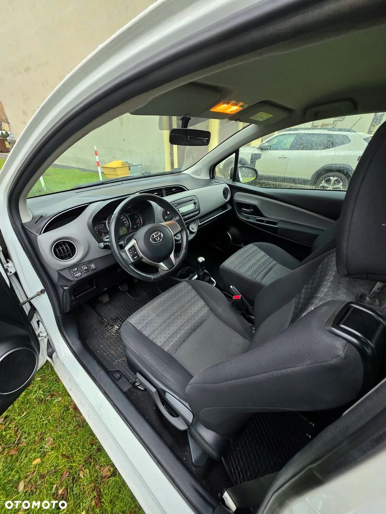 Toyota Yaris 1.0 Active - 11