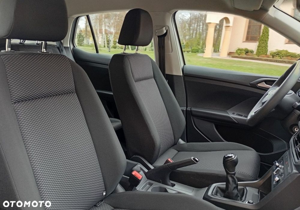 Volkswagen T-Cross - 15