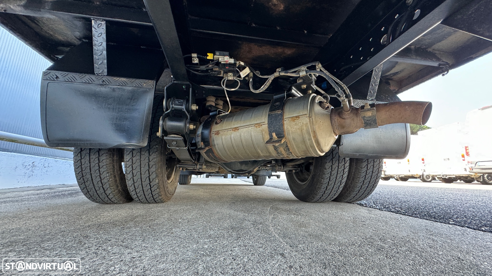 Mitsubishi Canter 3S13 Caixa Larga - 16