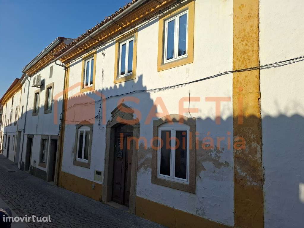 Moradia Antiga - Grande imagem: 2/26