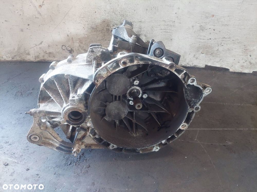 SKRZYNIA BIEGÓW VOLVO C30 I 2.0 HDI  6N5R-7002-AB - 1