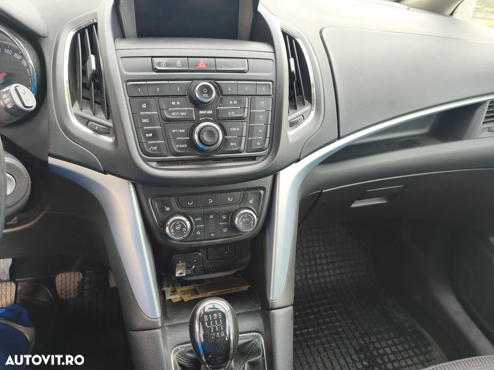 Opel Zafira - 5