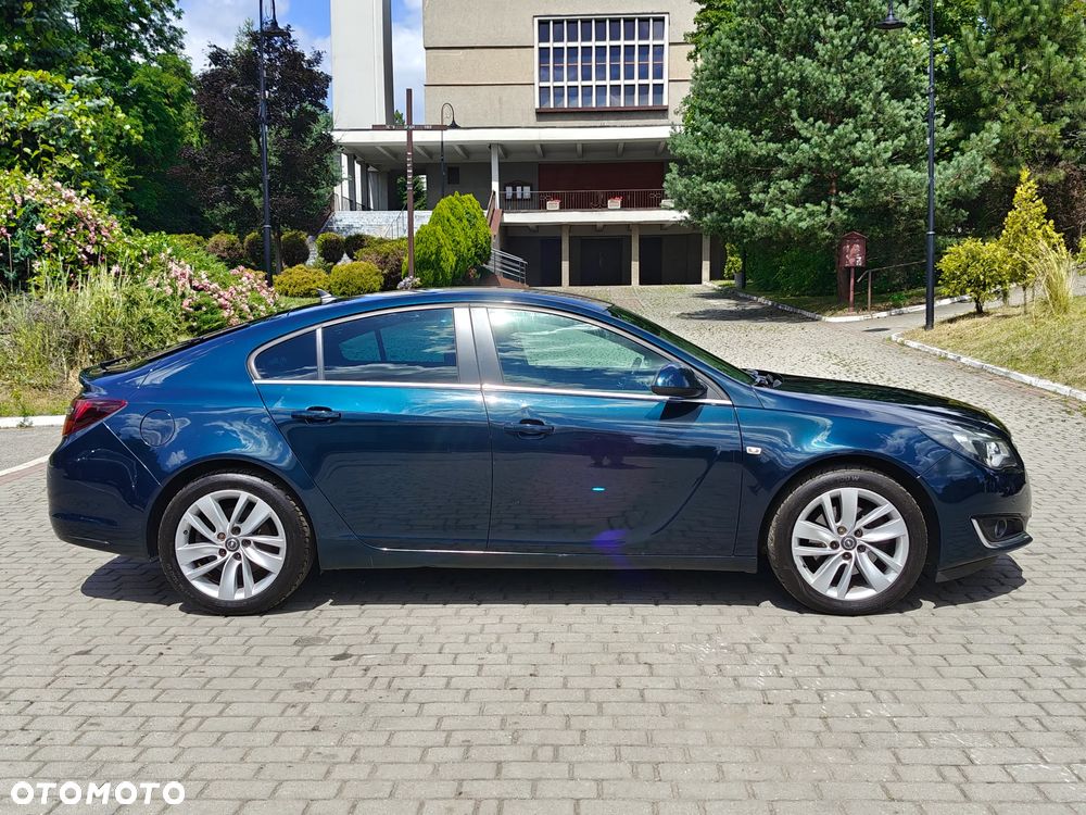 Opel Insignia 2.0 CDTI Cosmo 4x4 S&S - 11