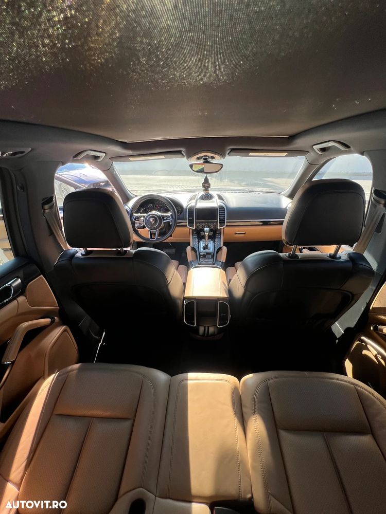 Porsche Cayenne Tiptronic S - 23