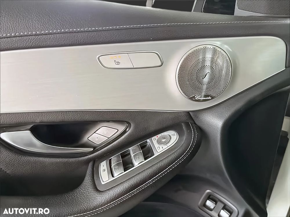 Mercedes-Benz GLC 300 e 4Matic 9G-TRONIC AMG Line - 6