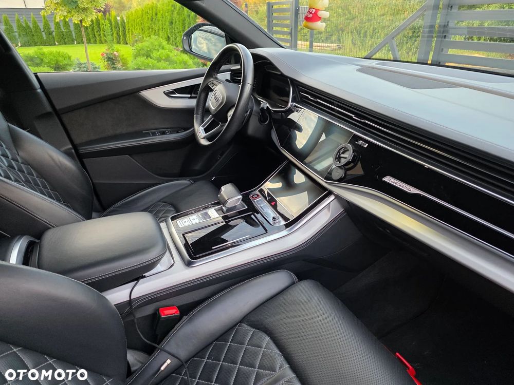 Audi SQ8 - 10