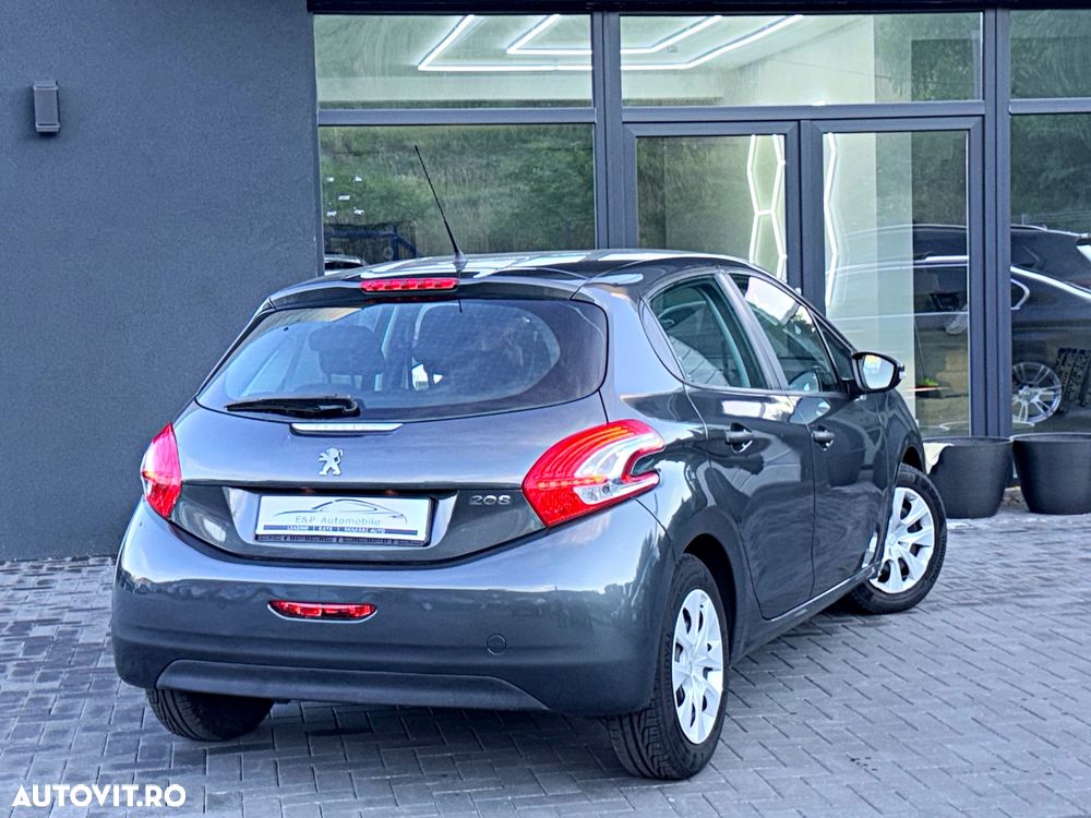 Peugeot 208 PureTech 110 Stop & Start Active - 11