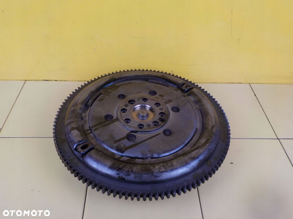 DISCOVERY III RANGE ROVER SPORT 2.7 TDV6 06r 276DT kolo dwumasowe LR024833 - 2