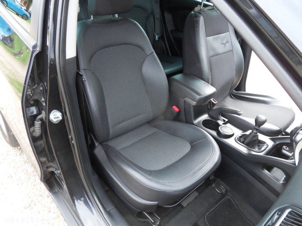 Hyundai ix35 1.7 CRDi Comfort 2WD - 16