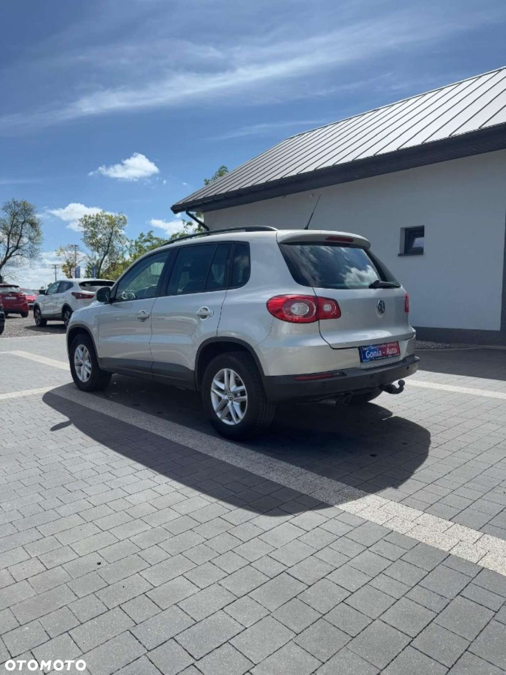 Volkswagen Tiguan - 9
