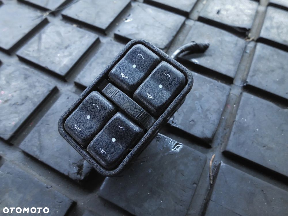 OPEL ASTRA G ZAFIRA A PRZEŁĄCZNIK SZYB 13363401 LS - 1