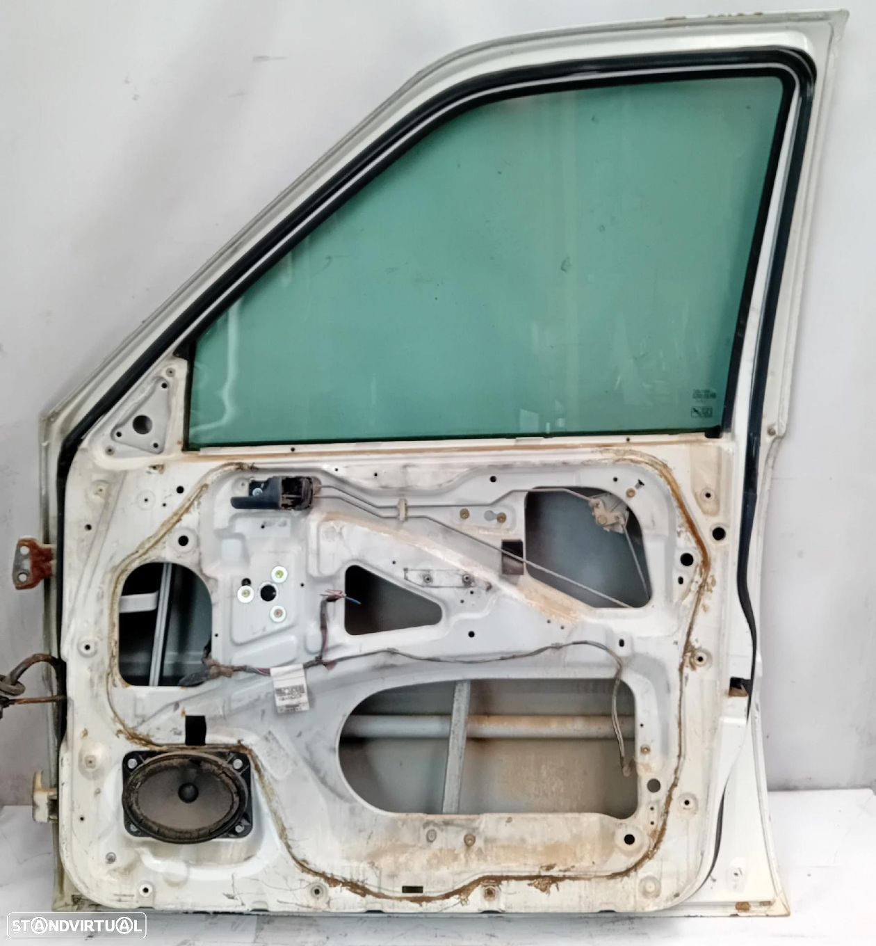 Porta frente direita NISSAN Terrano II (R20) - 2