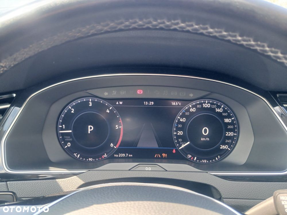 Volkswagen Passat 2.0 TDI (BlueMotion Technology) DSG Comfortline - 10