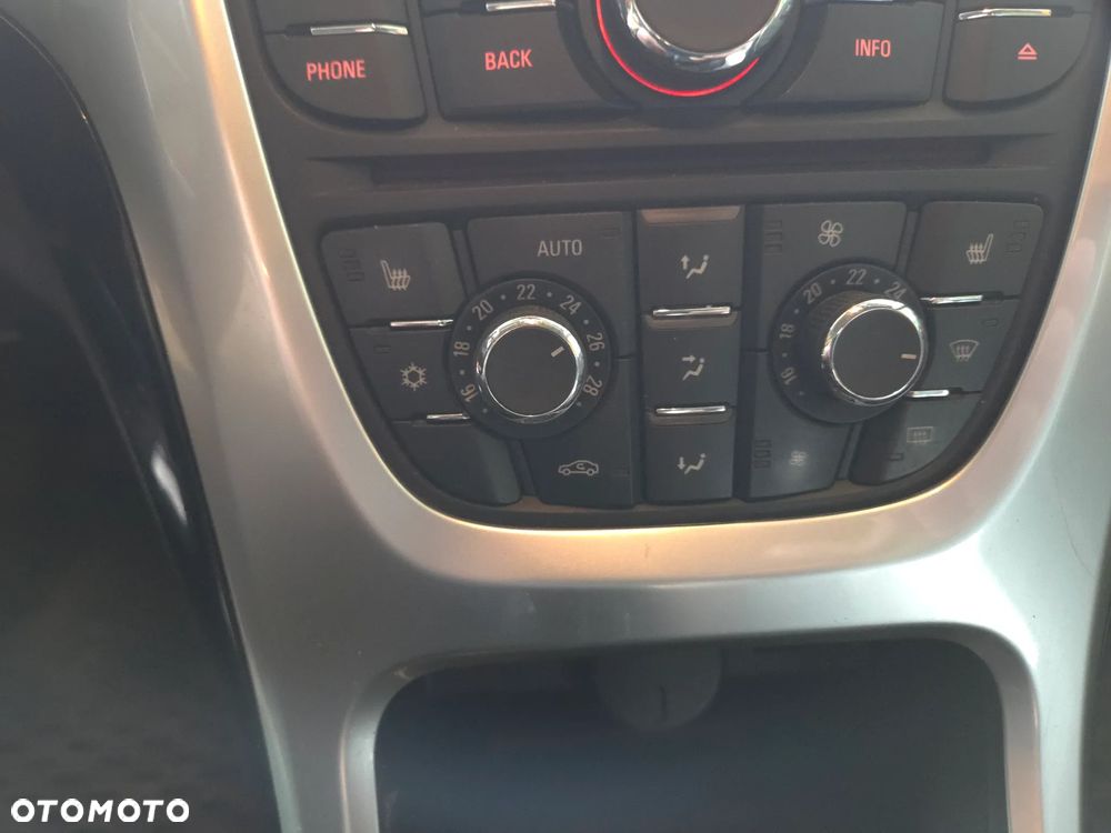 Opel Astra 1.4 T Cosmo EU6 - 6