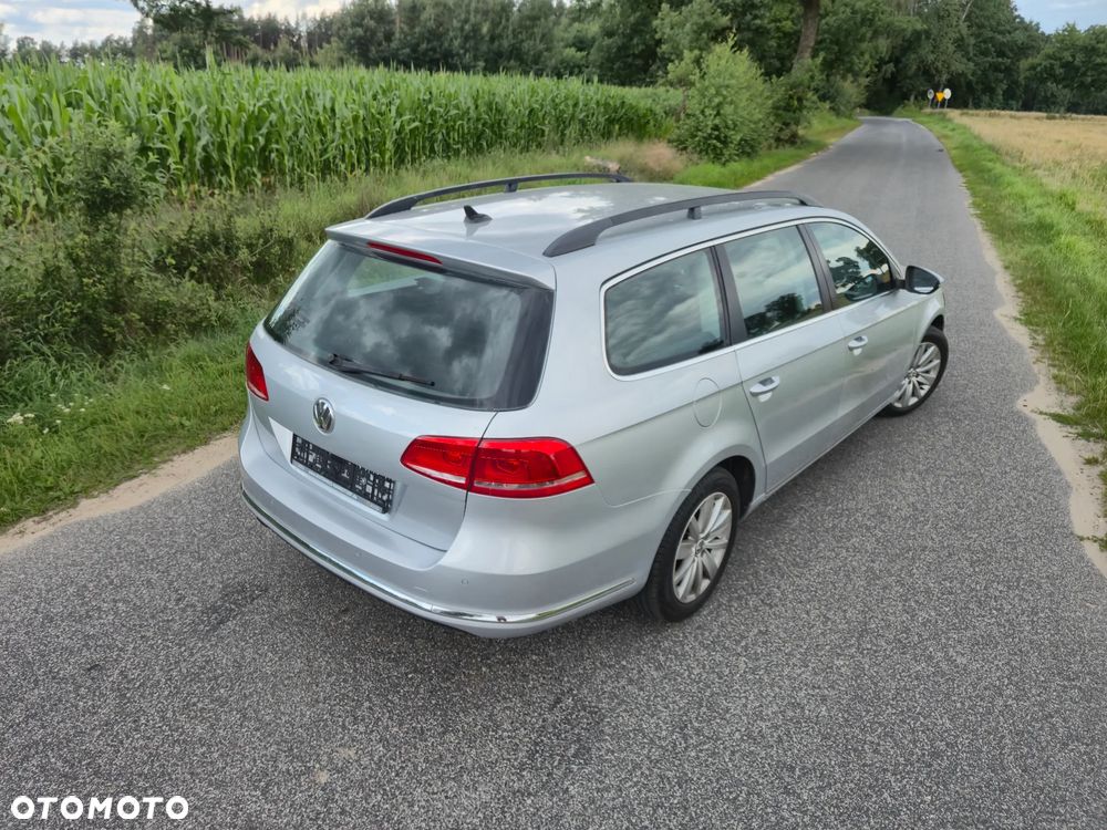 Volkswagen Passat 2.0 TDI DPF DSG Comfortline - 33