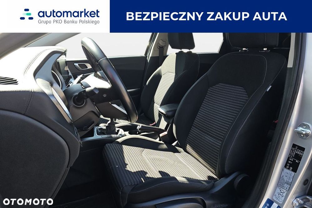 Kia Ceed 1.5 T-GDI M - 11