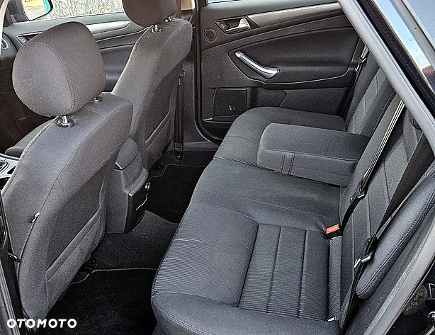 Ford Mondeo SW 2.0 TDCi Titanium S - 25