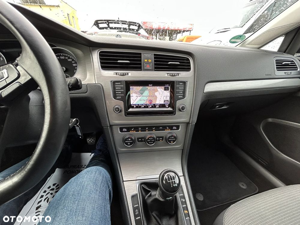 Volkswagen Golf 1.4 TSI BlueMotion Technology Comfortline - 12