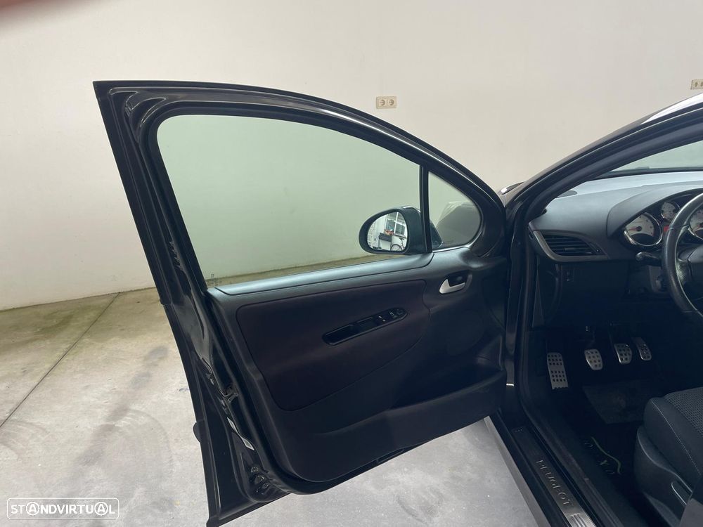 Peugeot 207 1.4 VTi Sportium - 13