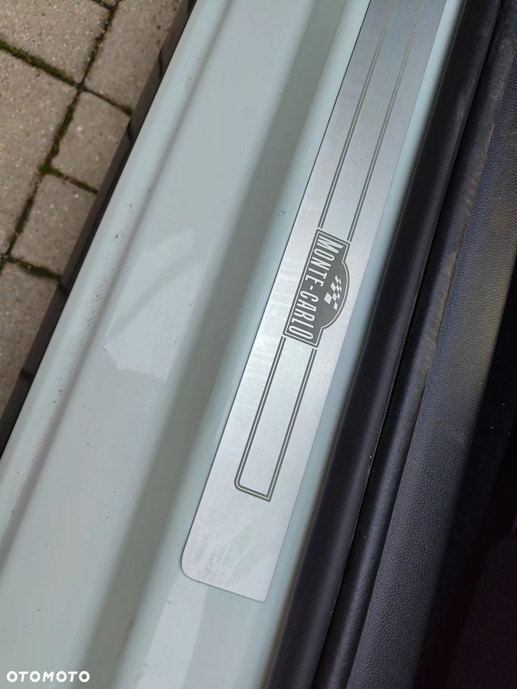 Skoda RAPID Spb 1.0 TSI Monte Carlo - 18