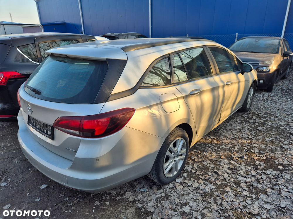 Opel Astra 1.6 CDTI DPF ecoFLEX Start/Stop Style - 5