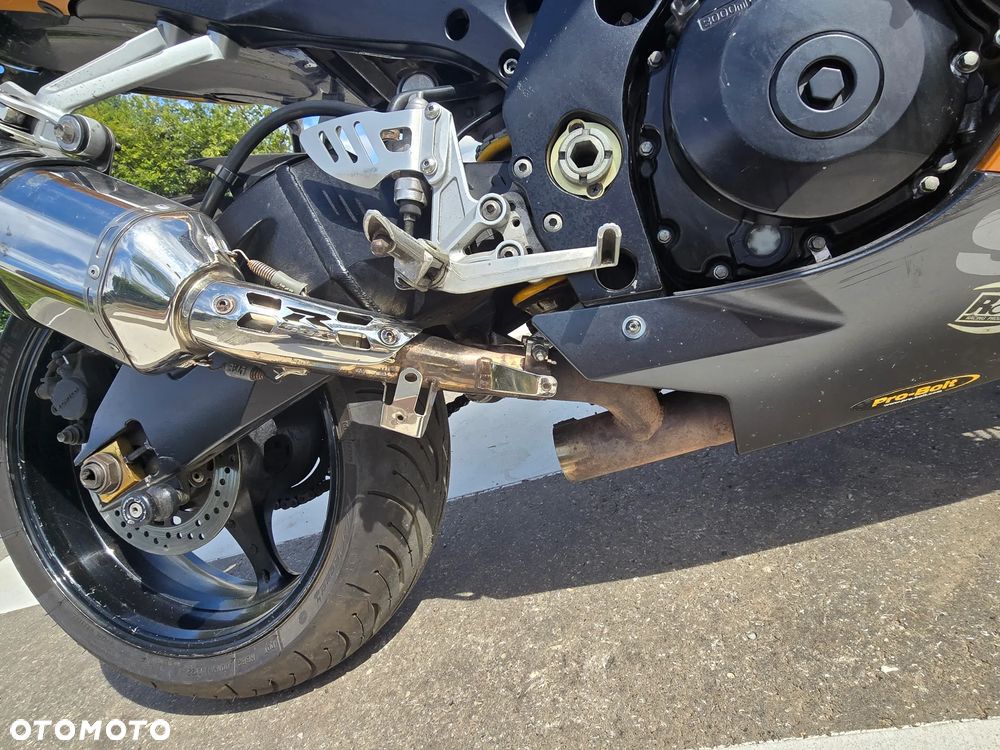 Suzuki GSX-R - 12