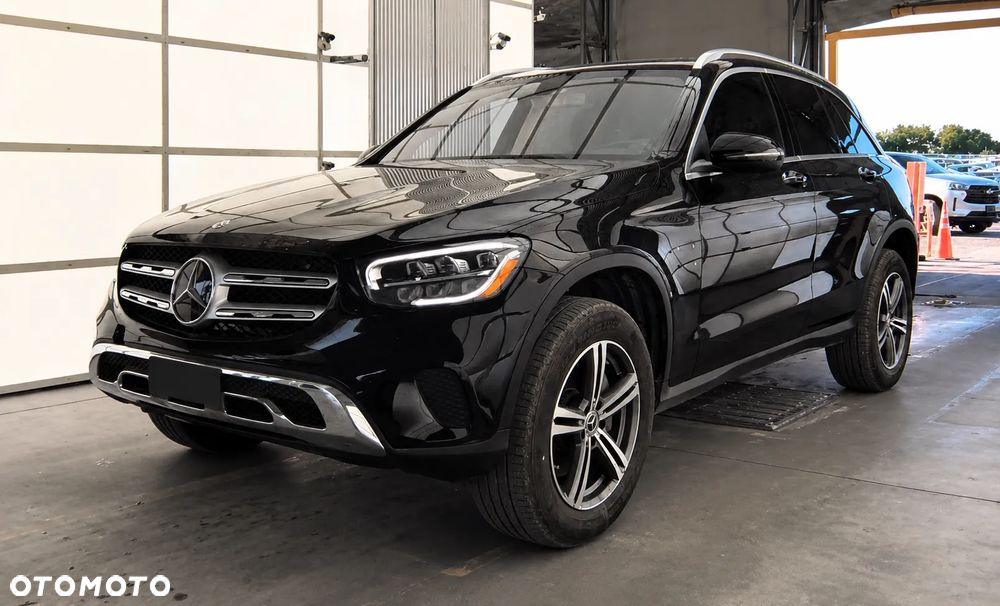 Mercedes-Benz GLC 300 4-Matic - 2
