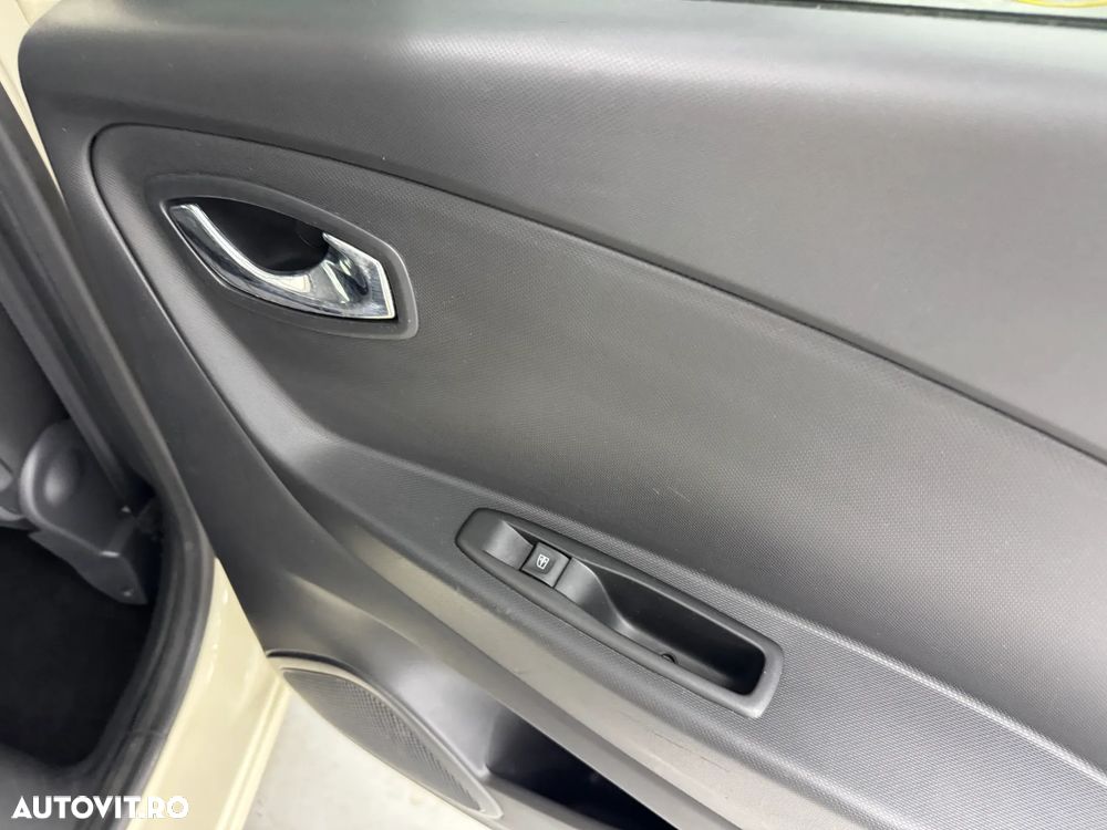 RENAULT Captur 2014 — imagine 20
