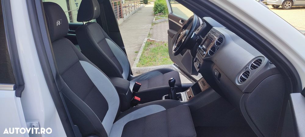Volkswagen Tiguan - 9