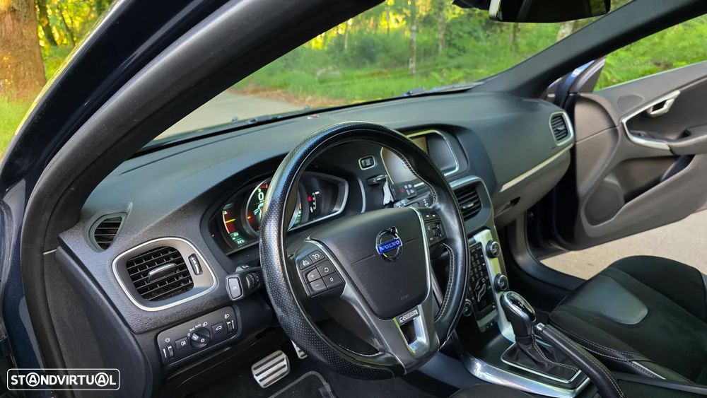 Volvo V40 1.6 D2 R-Design Powershift - 32