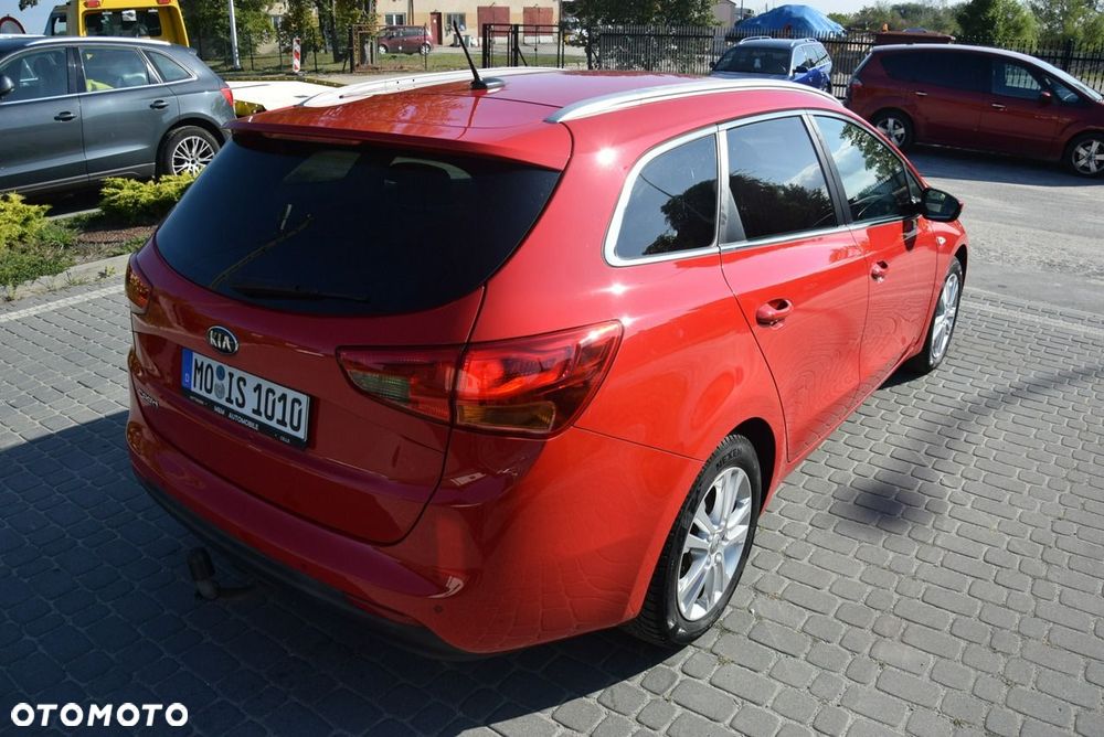 Kia Ceed 1.4 CVVT Dream Team Edition - 11