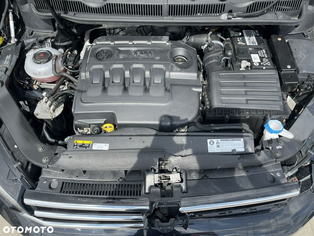 Volkswagen Touran 2.0 TDI BMT Comfortline - 12
