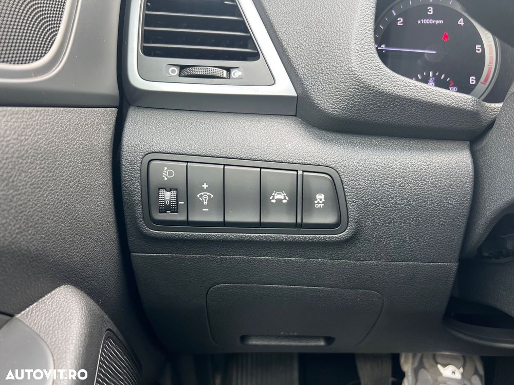 Hyundai Tucson 2.0 CRDI 2WD Style - 17