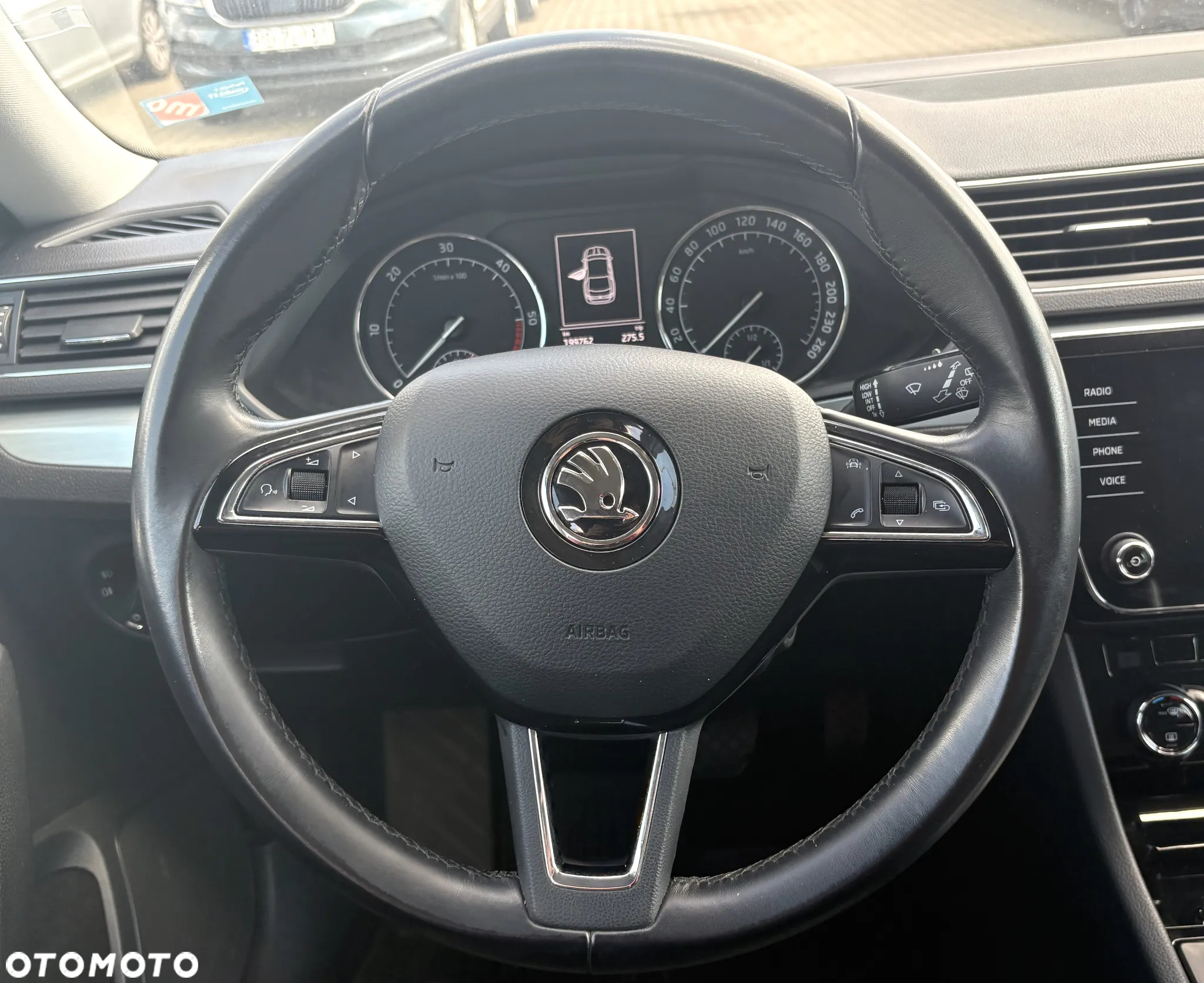 Skoda Superb 2.0 TDI Ambition DSG7 - 13