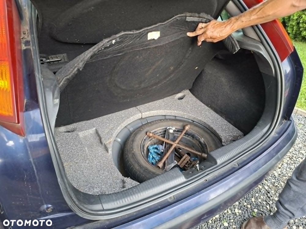 Ford Focus - 17