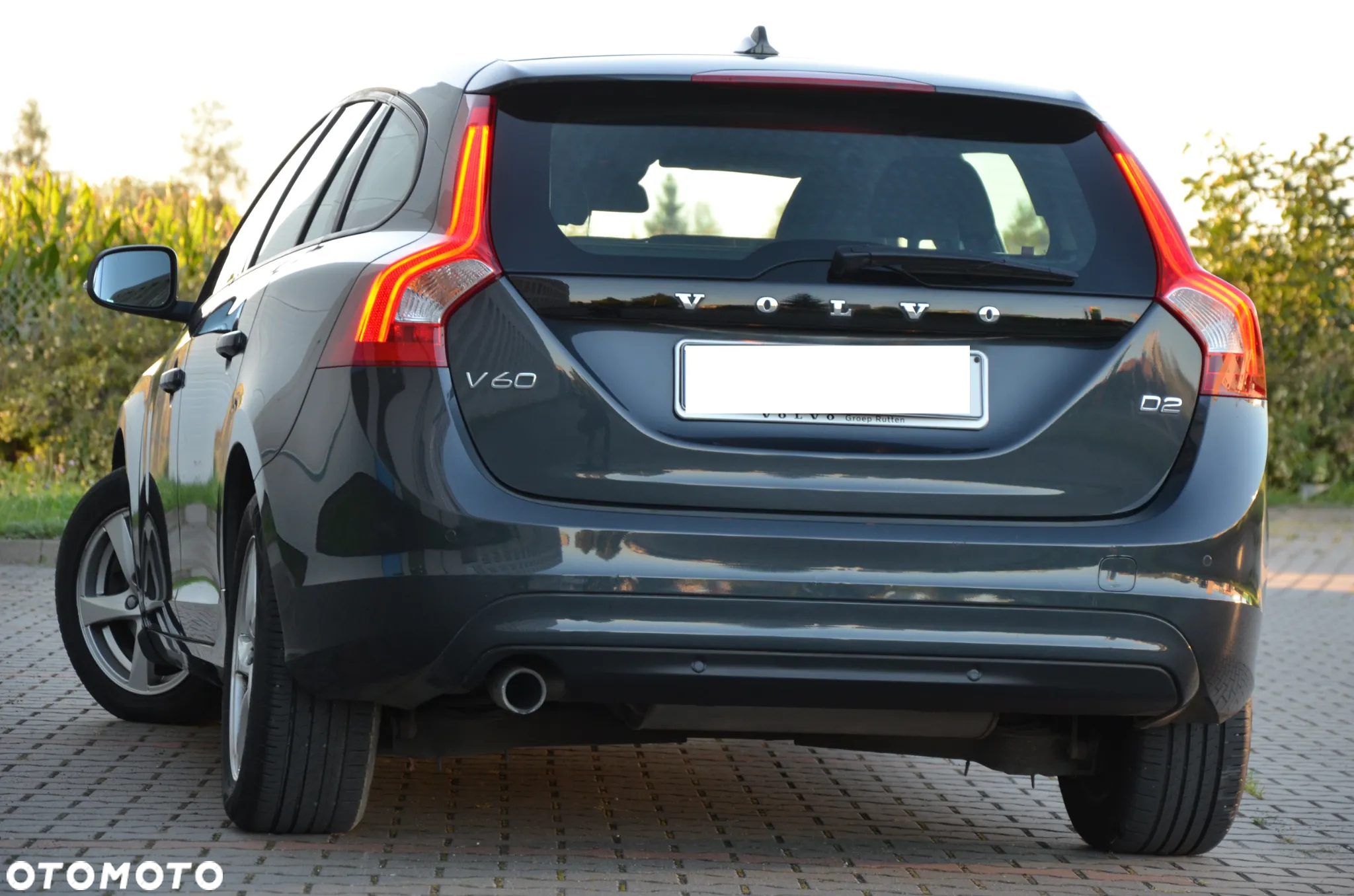 Volvo V60 D2 Drive-E Kinetic - 9