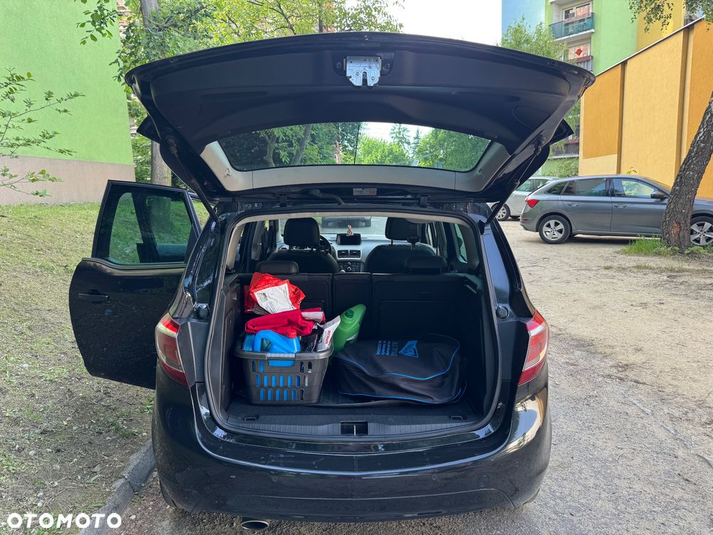 Opel Meriva - 9