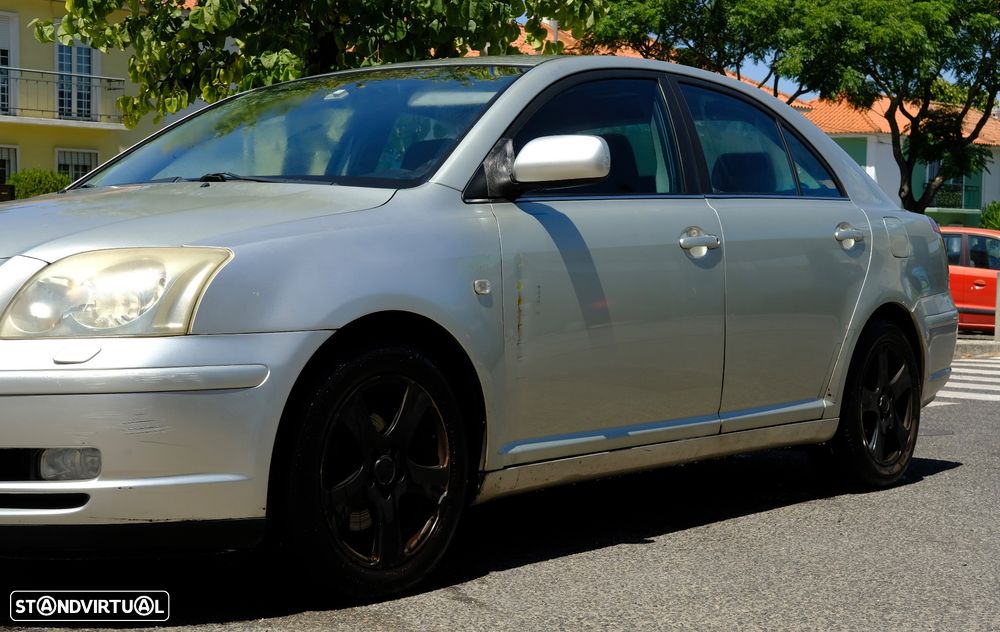 Toyota Avensis 2.0 D-4D - 3