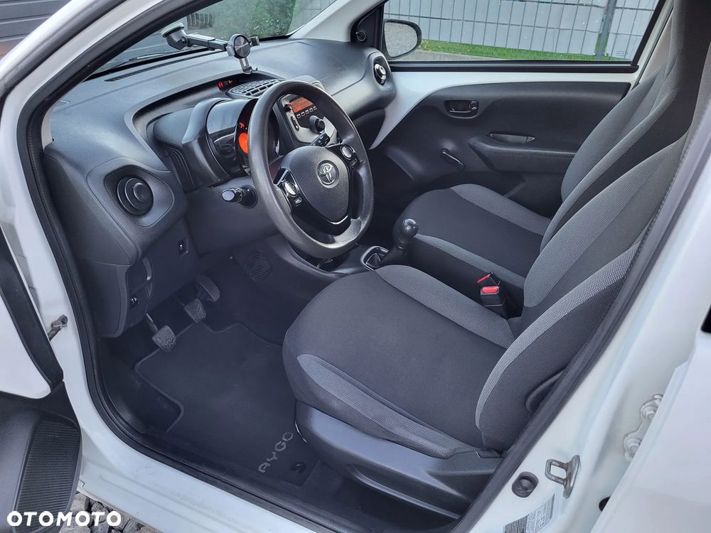 Toyota Aygo - 26