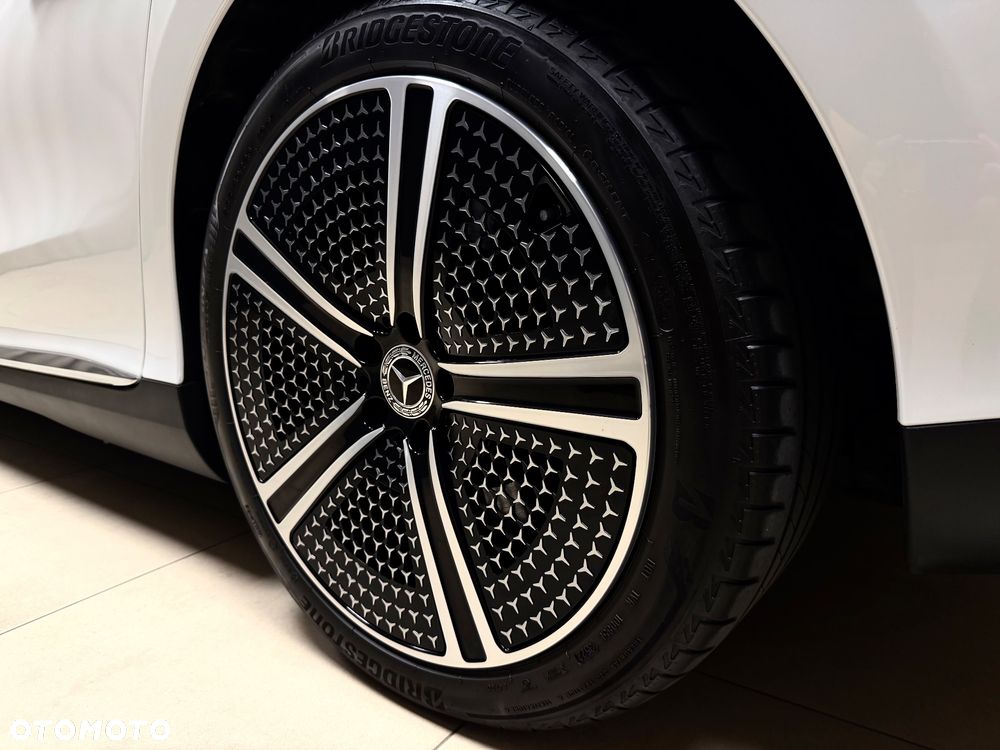 Mercedes-Benz EQE 500 90.5kWh 4-Matic Electric Art Twoja Edycja - 33