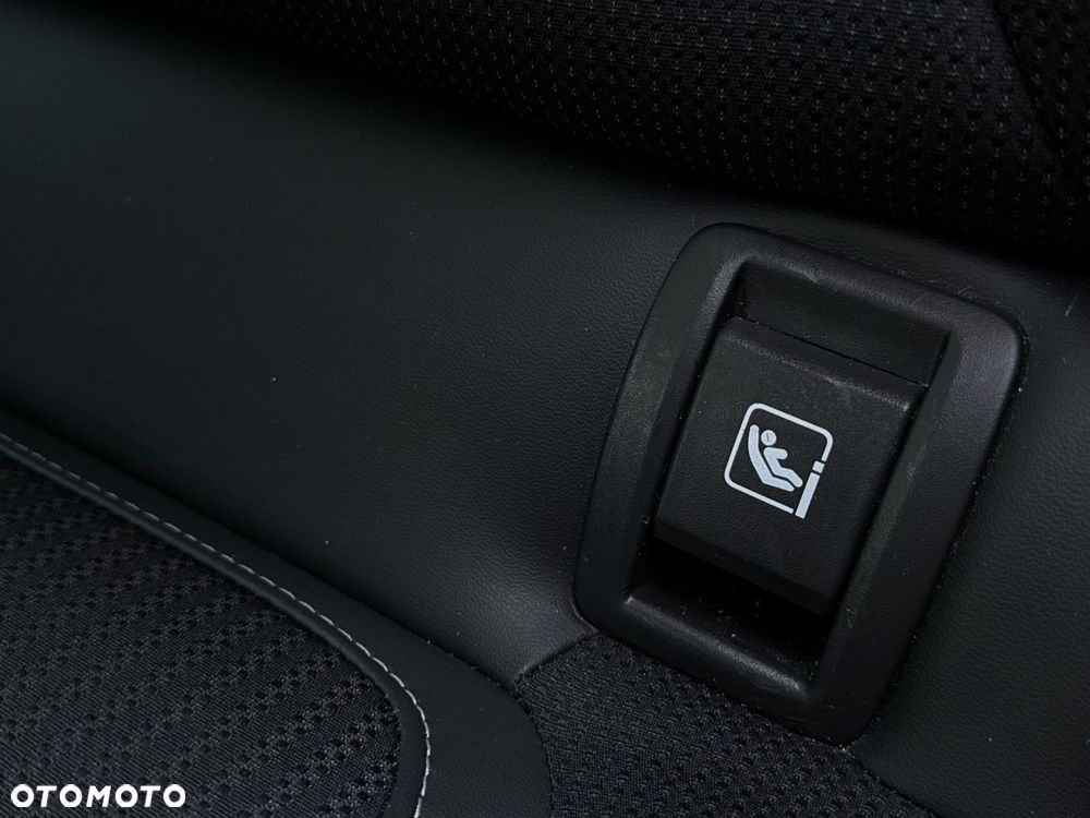 Renault Megane 1.3 TCe FAP Techno EDC - 14
