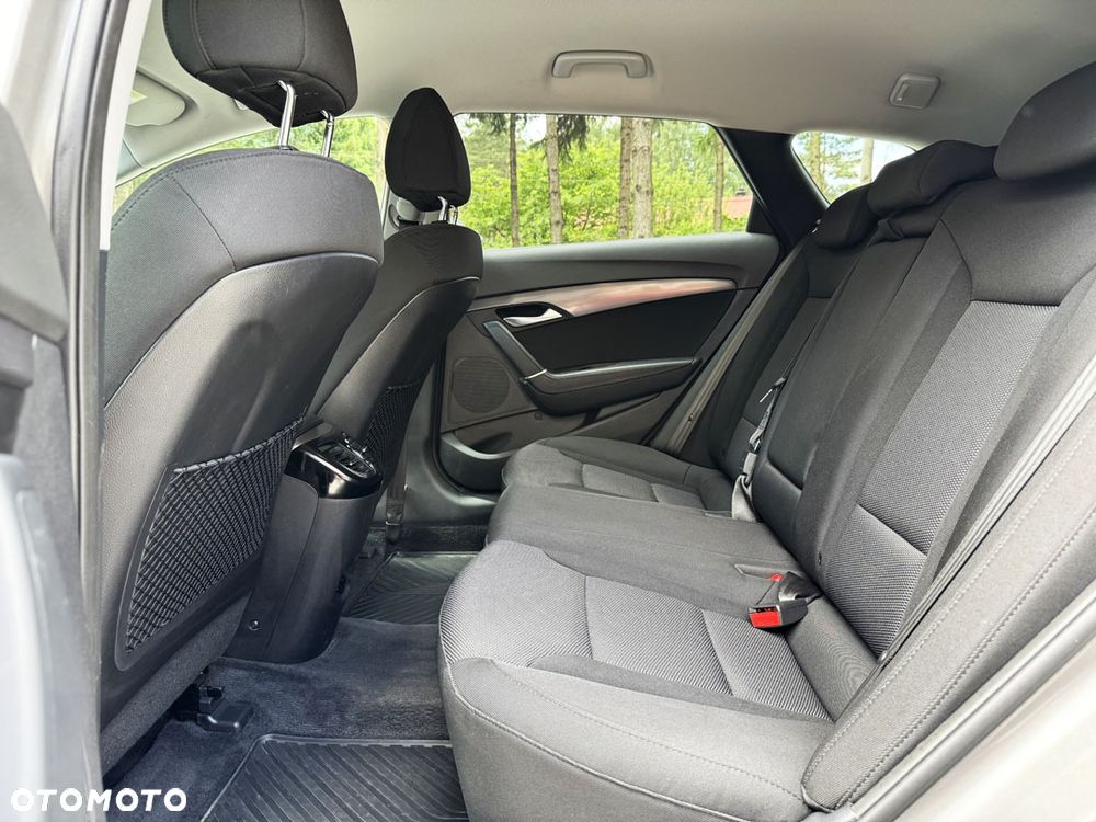 Hyundai i40 Kombi blue 1.6 CRDi DCT Space - 30