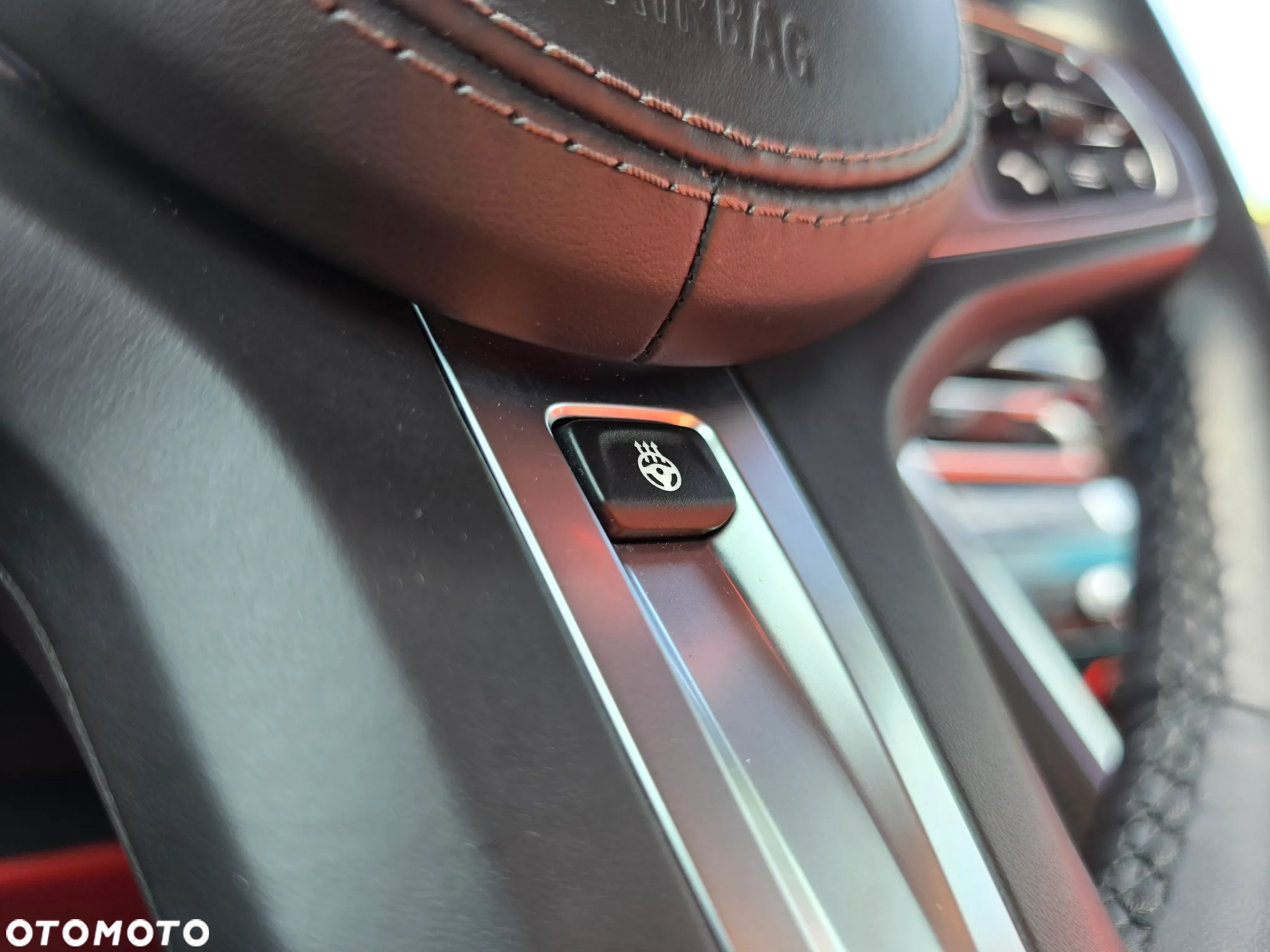 BMW Seria 8 M850i xDrive - 28