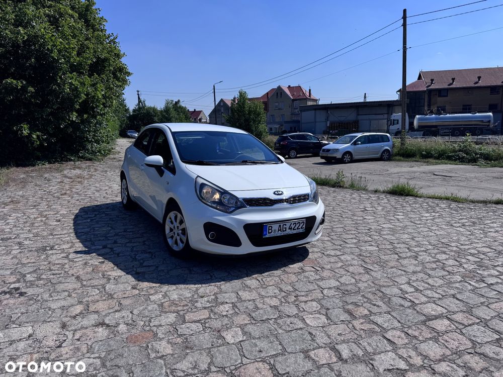 Kia Rio 1.2 Attract - 4