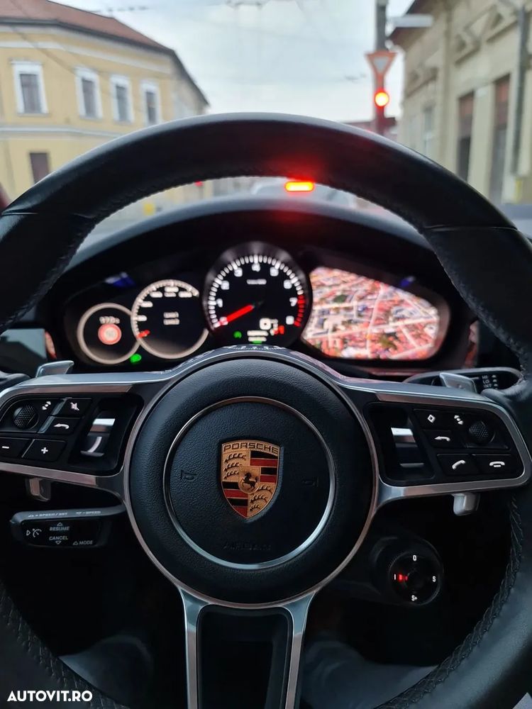 Porsche Cayenne Coupe - 31