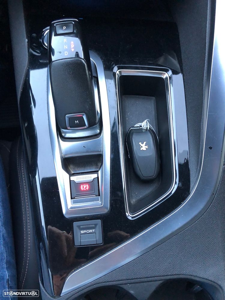 Peugeot 5008 2.0 BlueHDi GT Line EAT8 - 34